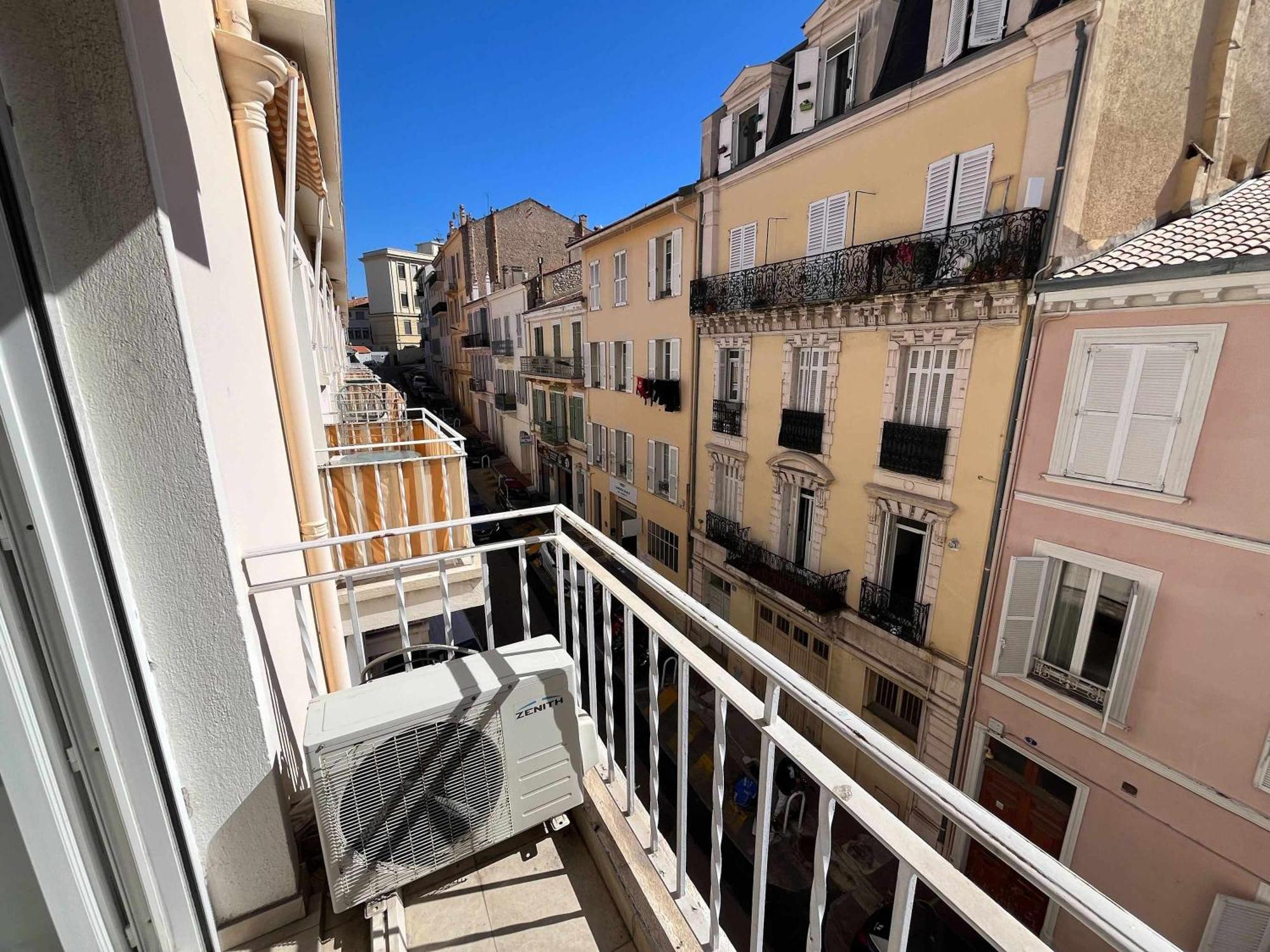 C067-beau A 100 M Des Plages Et Proche Palais *